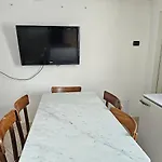 Family Castiglione * كاستيليونِ دينْتيلْفْ